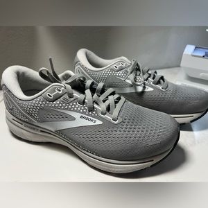 Women’s Brooks Ghost 14 in 9W